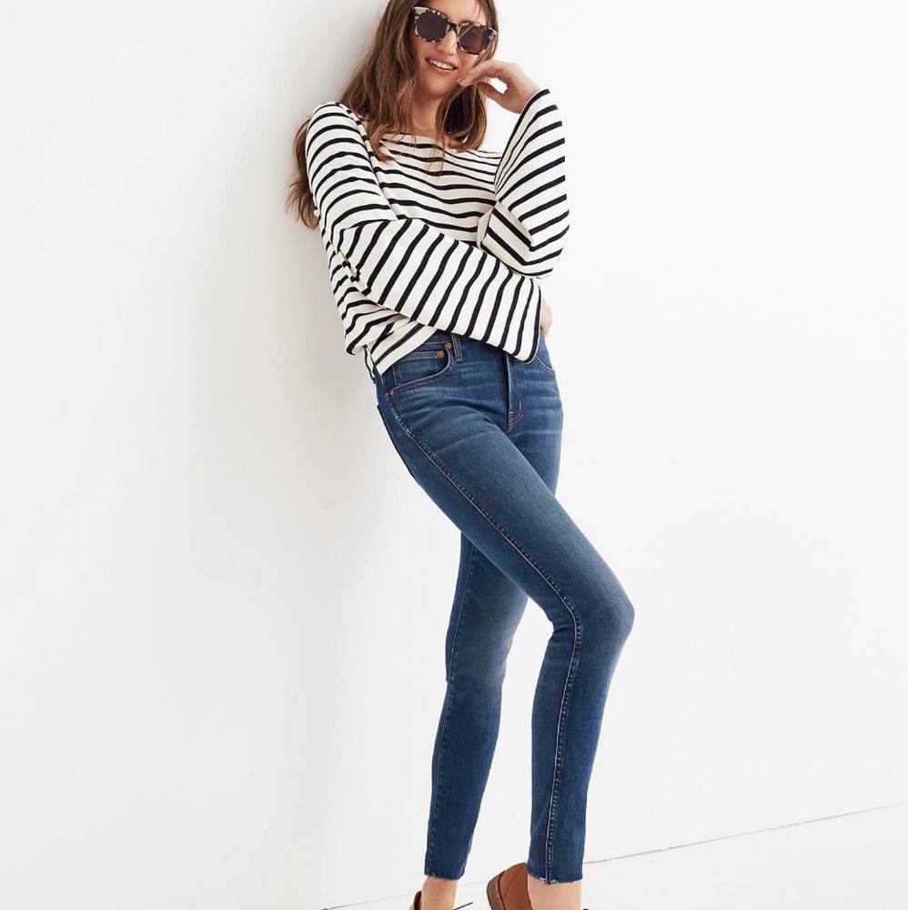 9" High Rise Jeans in Paloma Wash Raw Hem